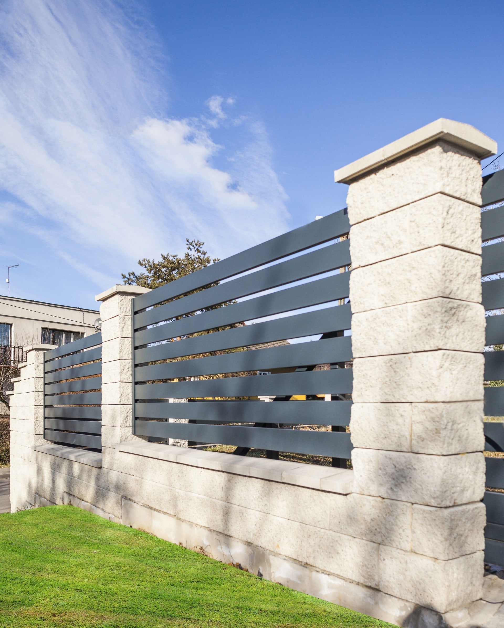 nowoczesne_ogrodzenie_wroclaw_modern_classic_xcel_1920x0_1