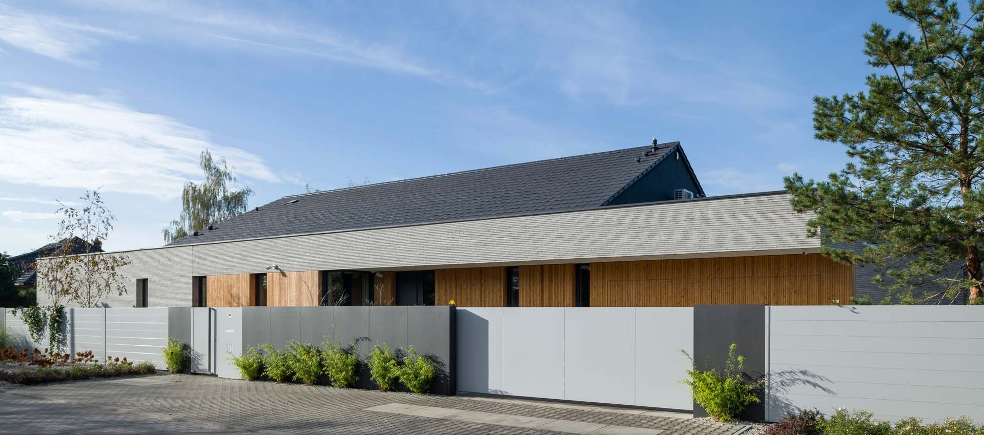 xcel472387-hdr_2_26_-1920